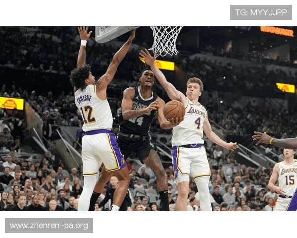 湖人更衣室风波后核心回应强调团结一致一切以赢球为最终目标 湖人更衣室风波后核心回应强调团结一致一切以赢球为最终目标